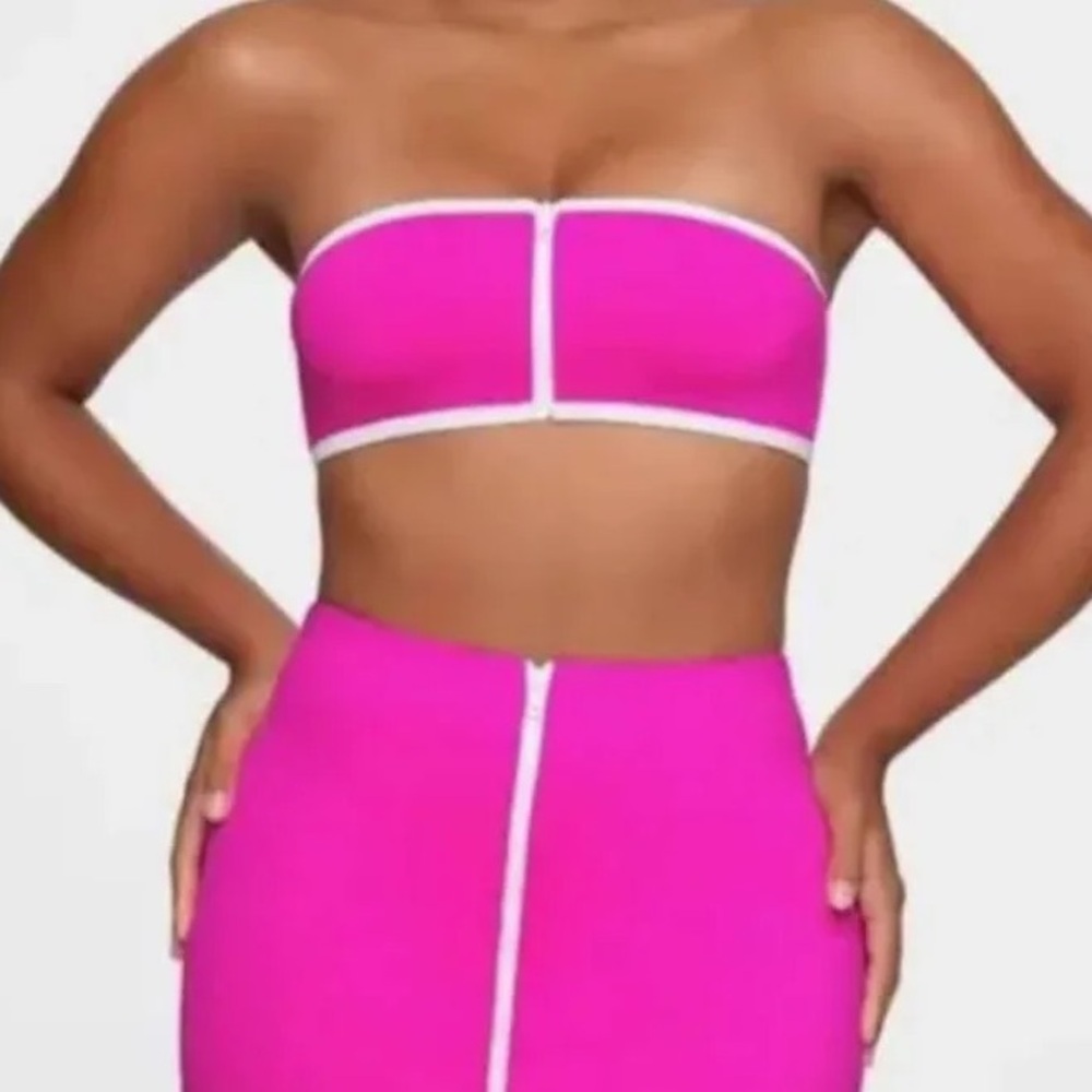 Skims Sporty Swim top
